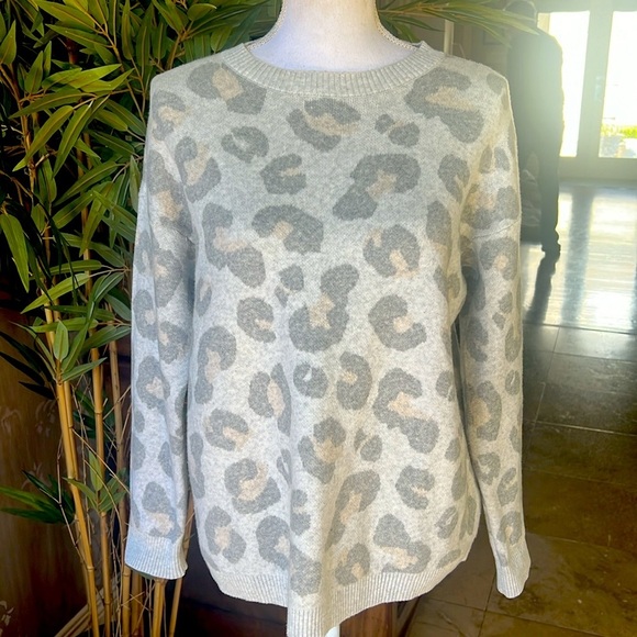 J Jill ladies crewneck sweater NWOT small long sleeves perfect condition - Picture 12 of 12